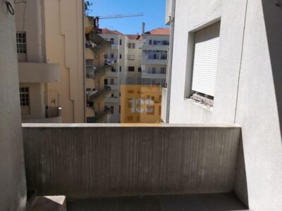 Andar 5 assoalhadas Santa Catarina