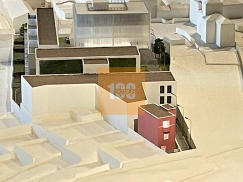 T2 com varanda - Porto Art Square