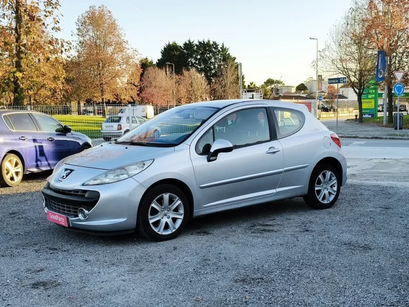 Peugeot 207 1.6 HDI SPORT VAN
