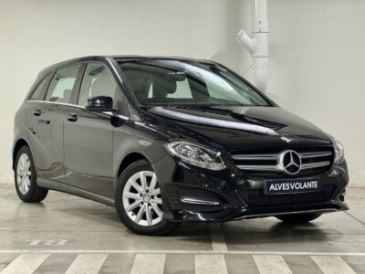 Mercedes-Benz B 180