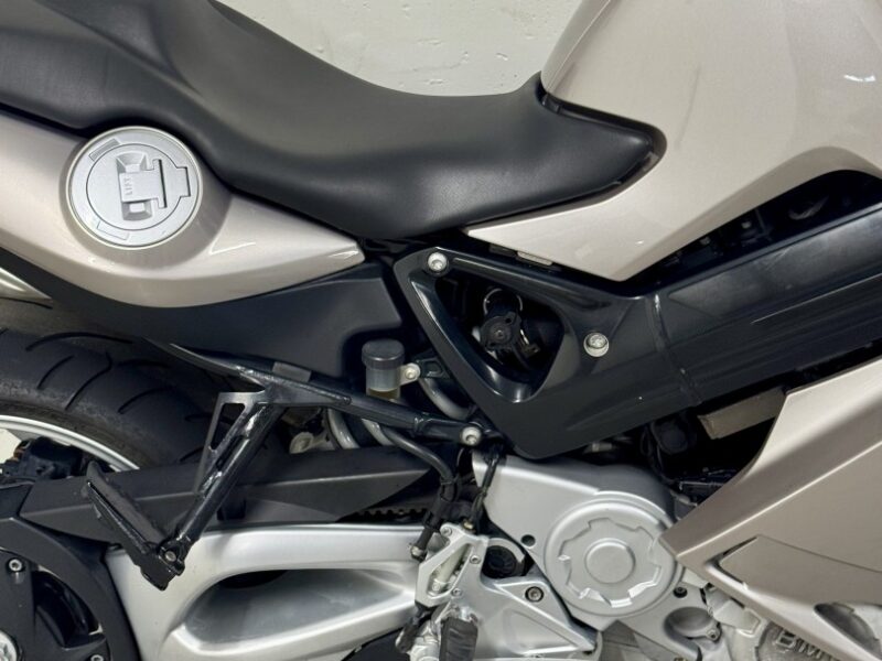 BMW F 800 ST